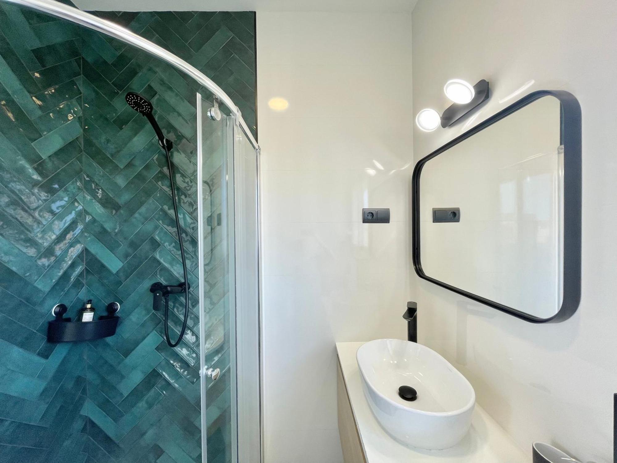 Apartmán Lafrenchtouch - Moderno Y Centrico En Torremolinos Exteriér fotografie