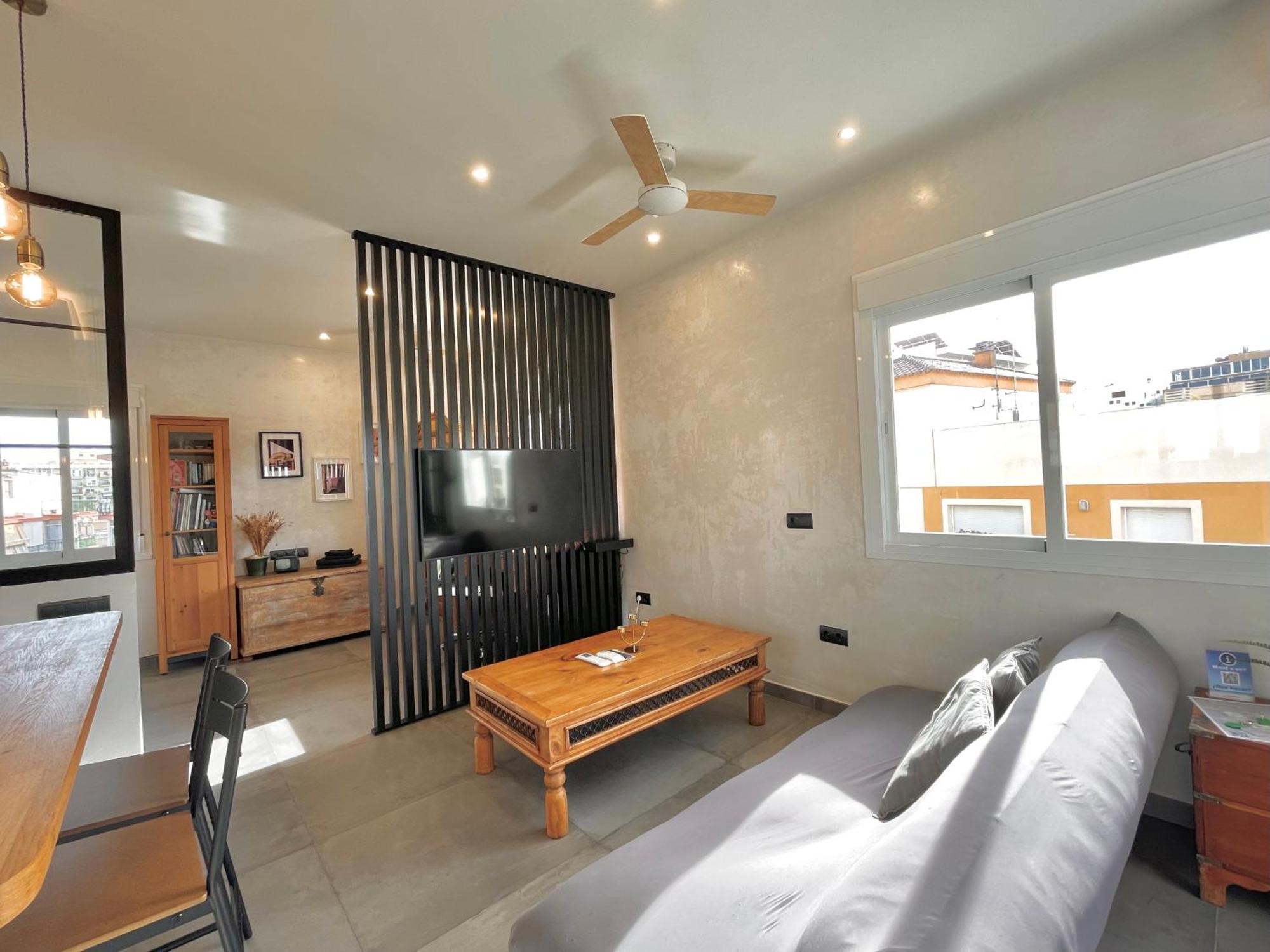 Apartmán Lafrenchtouch - Moderno Y Centrico En Torremolinos Exteriér fotografie